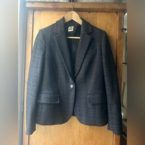 Gorgeous Anne Klein Blue l/Grey Blazer Great Condition, Fully Lined. Beautiful.